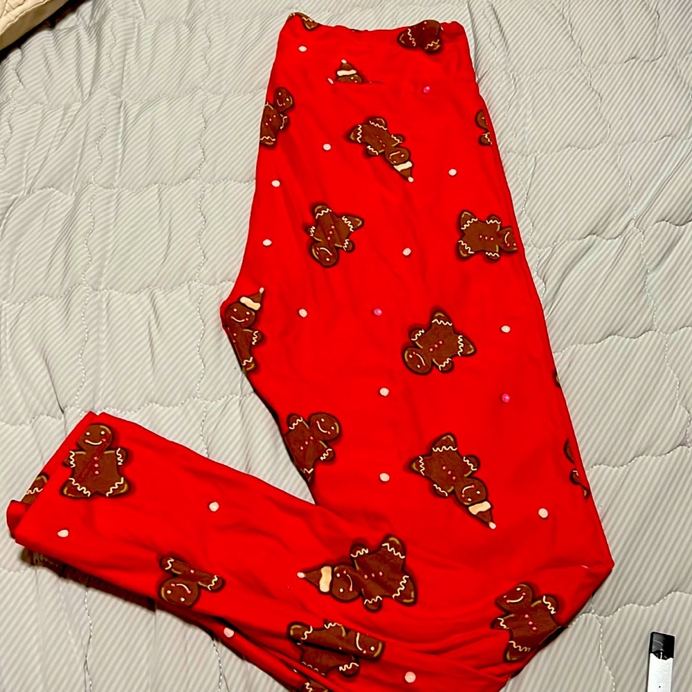 Gingerbread leggings great for Christmas
